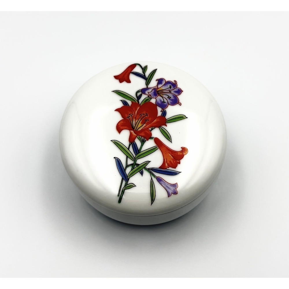 Koransha Japanese Porcelain Lidded Trinket Box Lily Flower Arita Ware Signed VTG